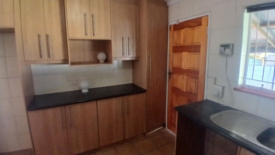 3 Bedroom Property for Sale in Uitsig Free State